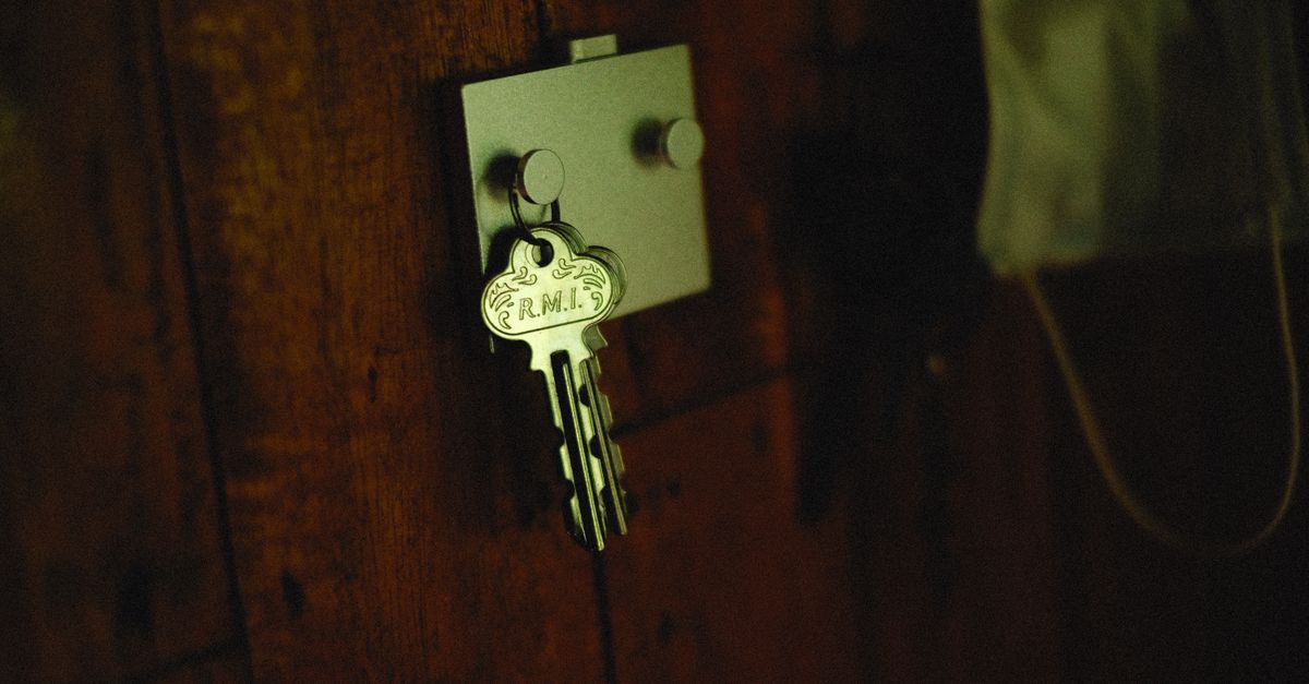 deadbolt door security hardware — Houston Pro Locksmith