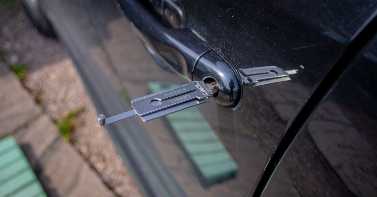 High-Security Car Keys: OEM and Aftermarket Options Explained — Houston Pro Locksmith